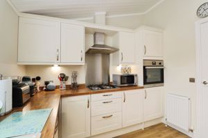 HOMESTEAD LAKE- click for photo gallery